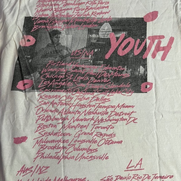 Shawn Mendes: The Tour T-Shirt 2019 - Picture 3 of 5